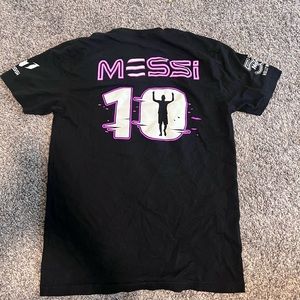 LIKE NEW! MESSI ( 10 ) HARDROCK GRAPHIC TEE
